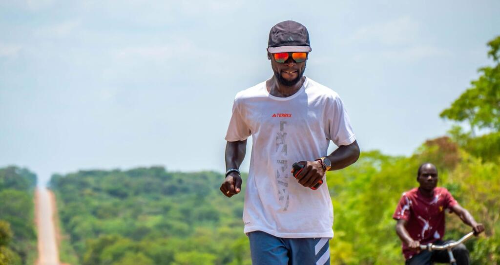 Running across continents, Deo retraced humanity’s earliest migration routes, using movement as a way to spark conversations about belonging, identity, and shared origins.